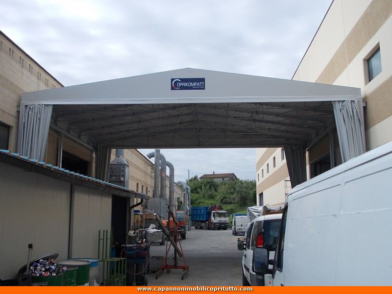 Capannoni a tettoia a Termoli nel Molise