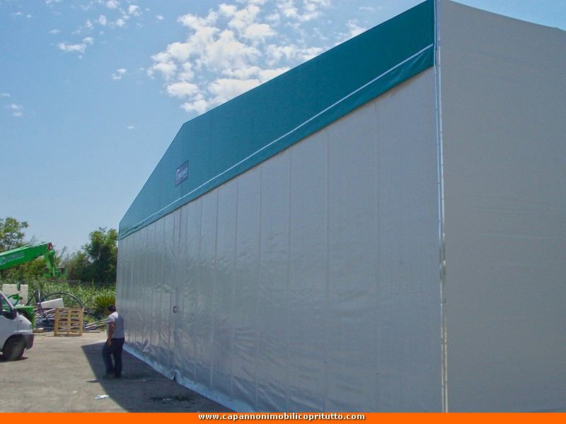 Tunnel mobile indipendente in pvc zona Tempio Pausania in Sardegna