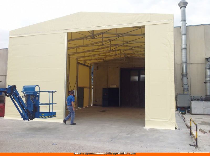 Coperture per magazzino in telo a Ragusa in Sicilia