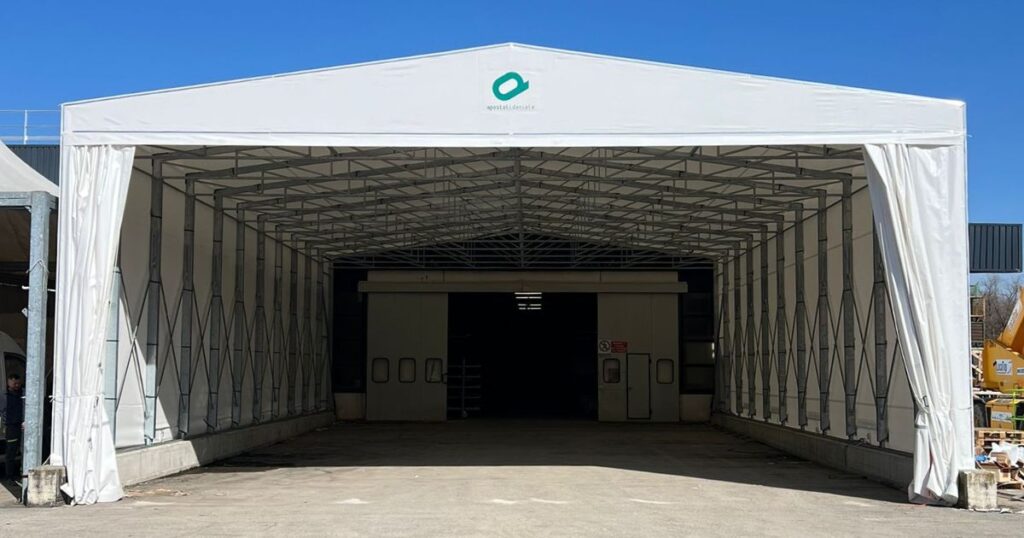 Tunnel estensibile: soluzioni mobili e retrattili in PVC per l’industria